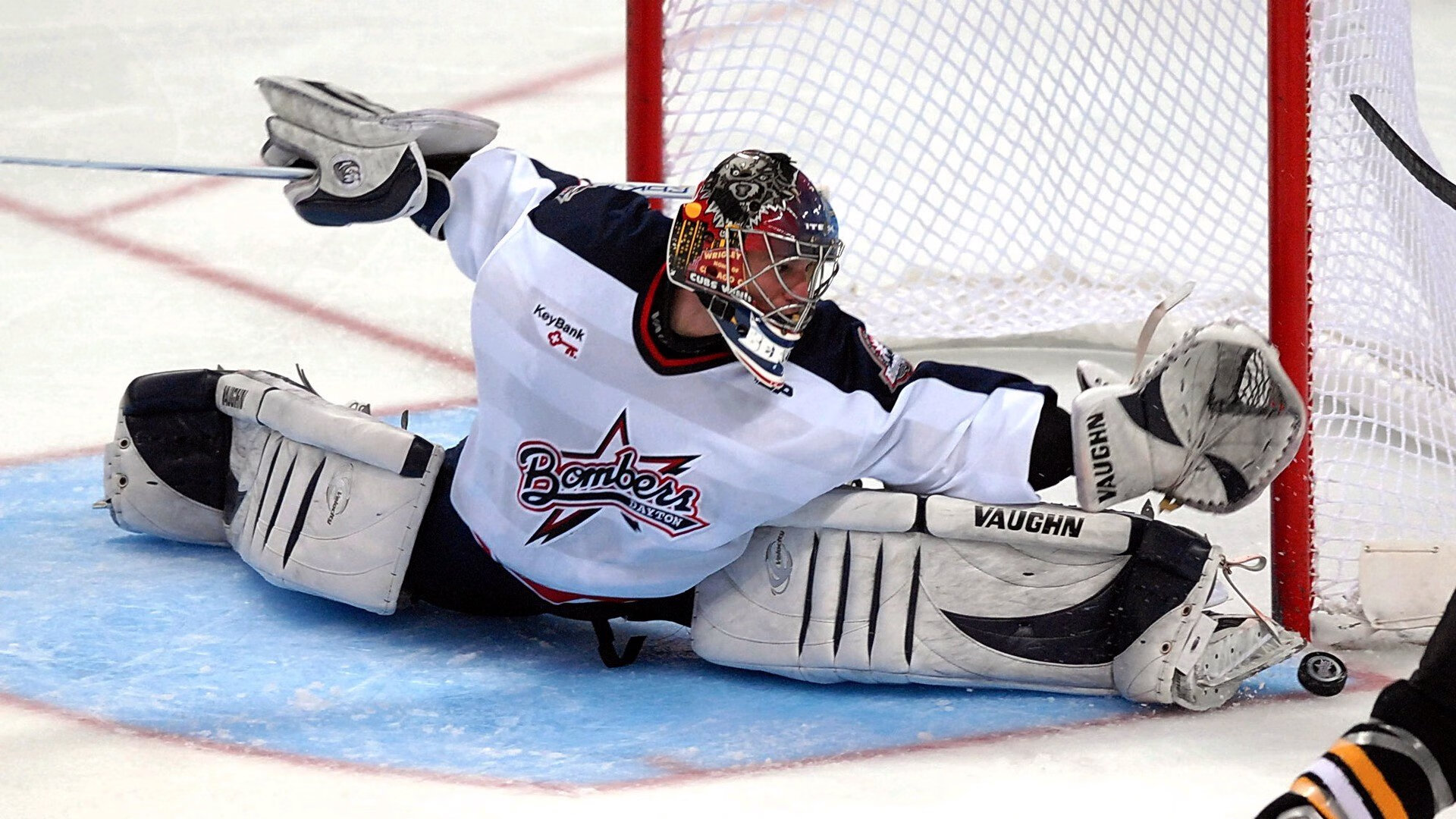 阿伦·斯密斯：凭借灵活的半场控制与视野，提升全黑队进攻效率